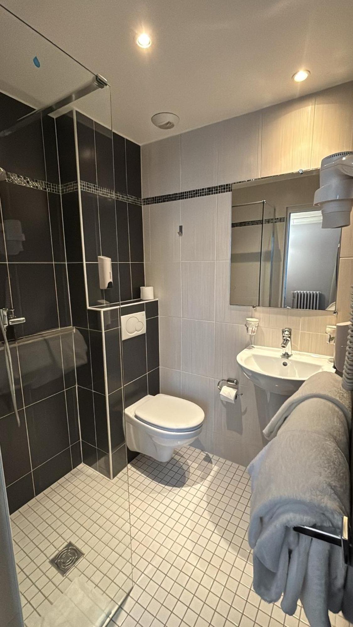 Hotel New Gare Du Nord 2*